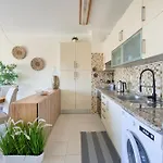Διαμέρισμα Cosy 2 Bedroom Ap Near The Da Rocha