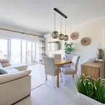 Cosy 2 Bedroom Ap Near The Da Rocha Διαμέρισμα *