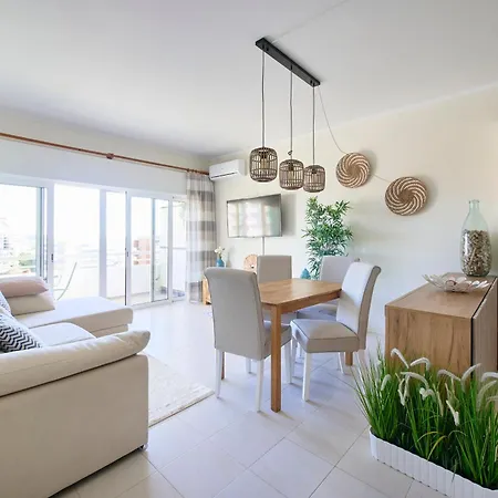 Cosy 2 Bedroom Ap Near The Da Rocha Apartment *